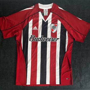 🍷 Camiseta suplente River Plate F.C. 2005/06. Retro
