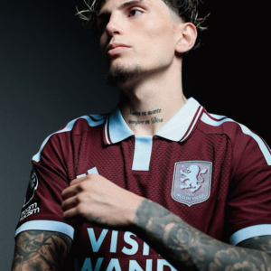 Aston Villa titular 2026/27. Versión Jugador